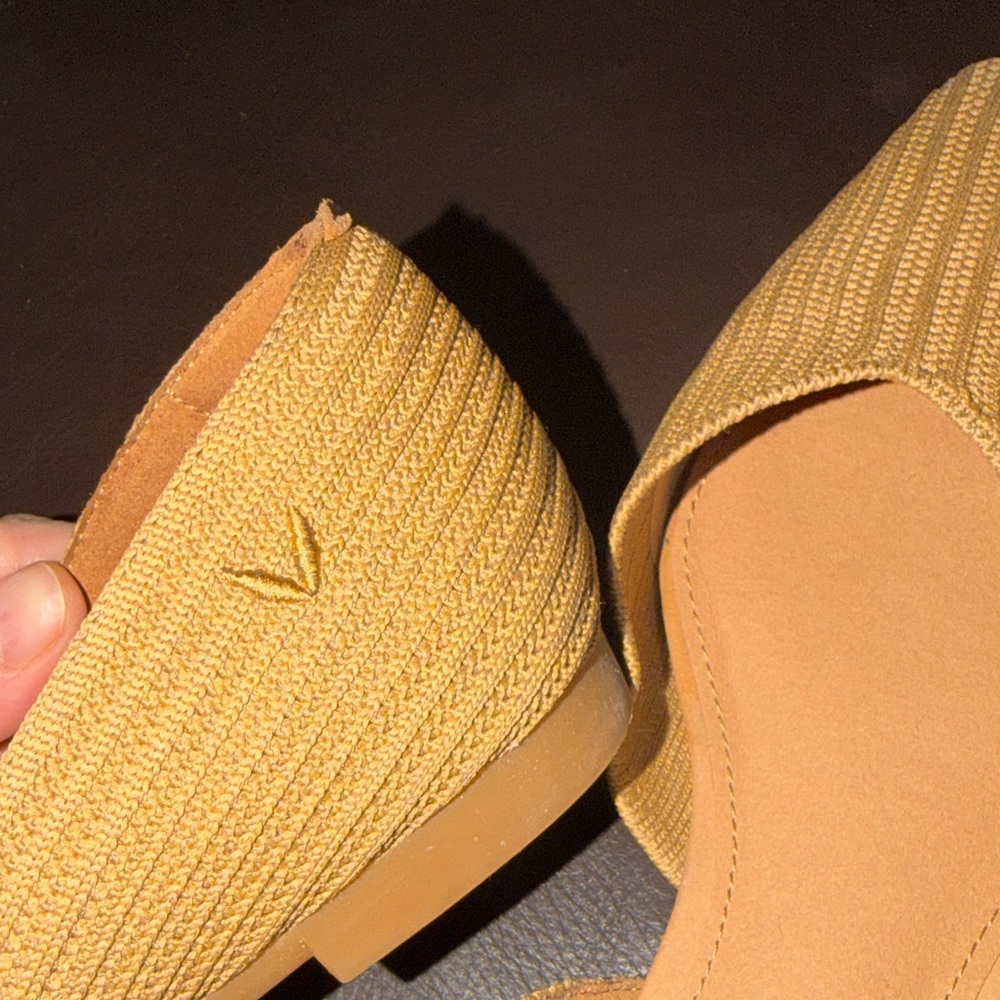 VIVAIA Women's Pointed D'Orsay Flats in Tan Knit - Picture 8 of 8